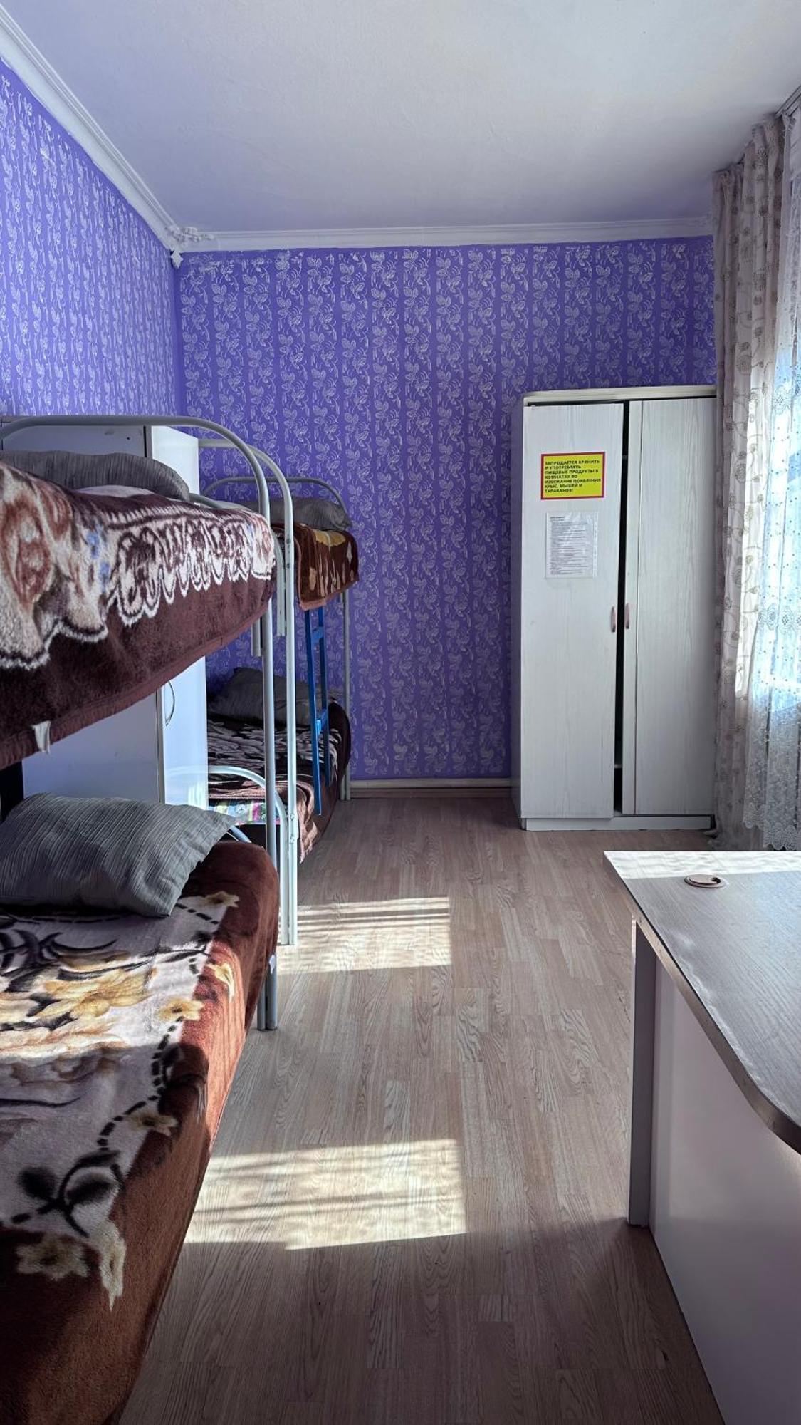 Freedom Hostel Almaty Luaran gambar
